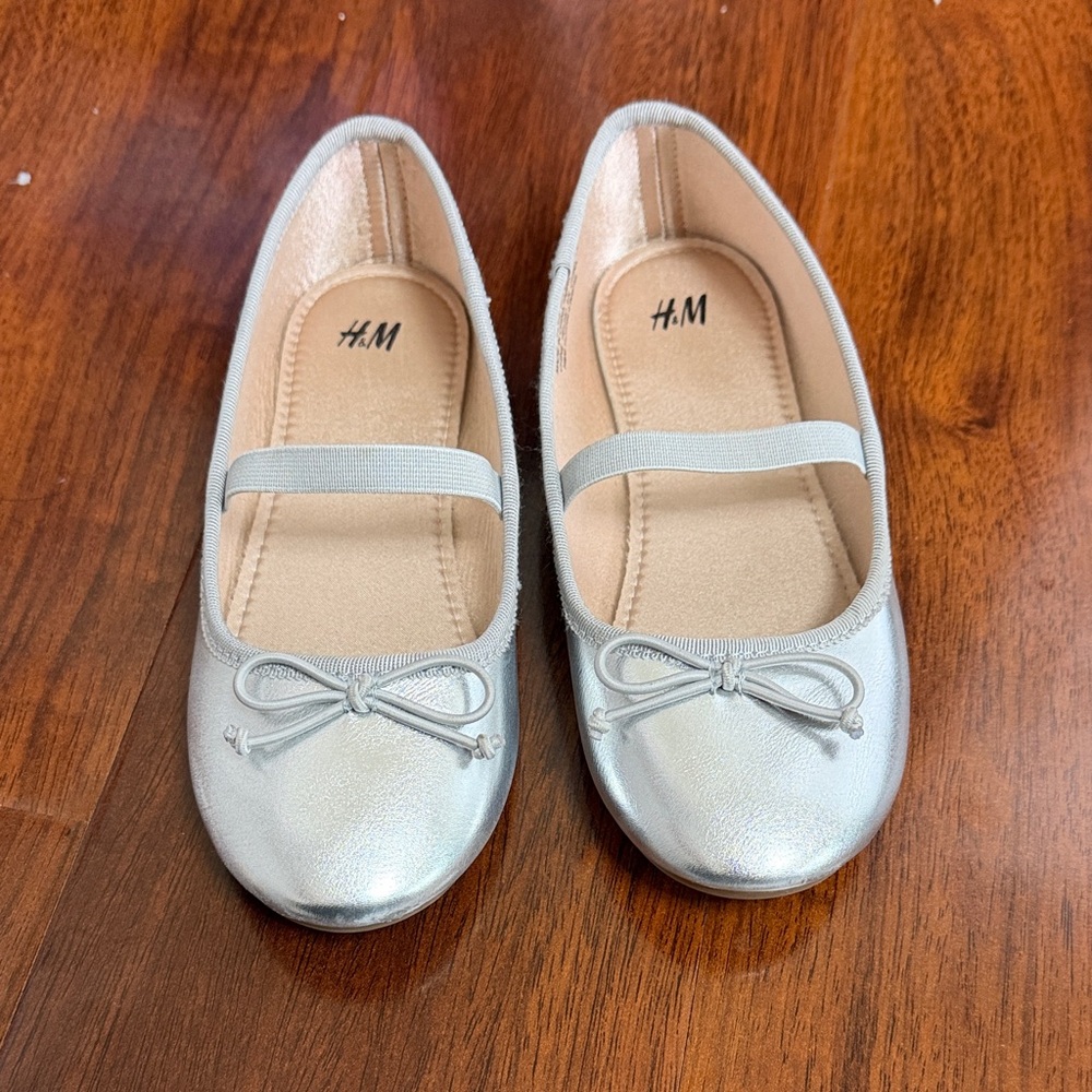 H&M Shiny Silver Kids Dress Shoes
